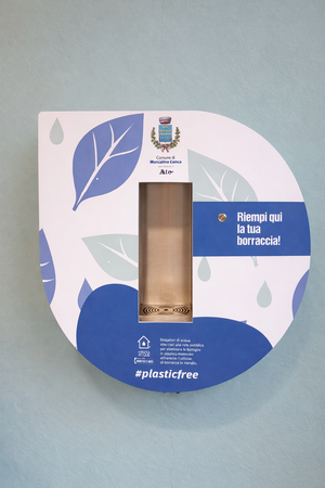 Stazione di rifornimento acqua pubblica